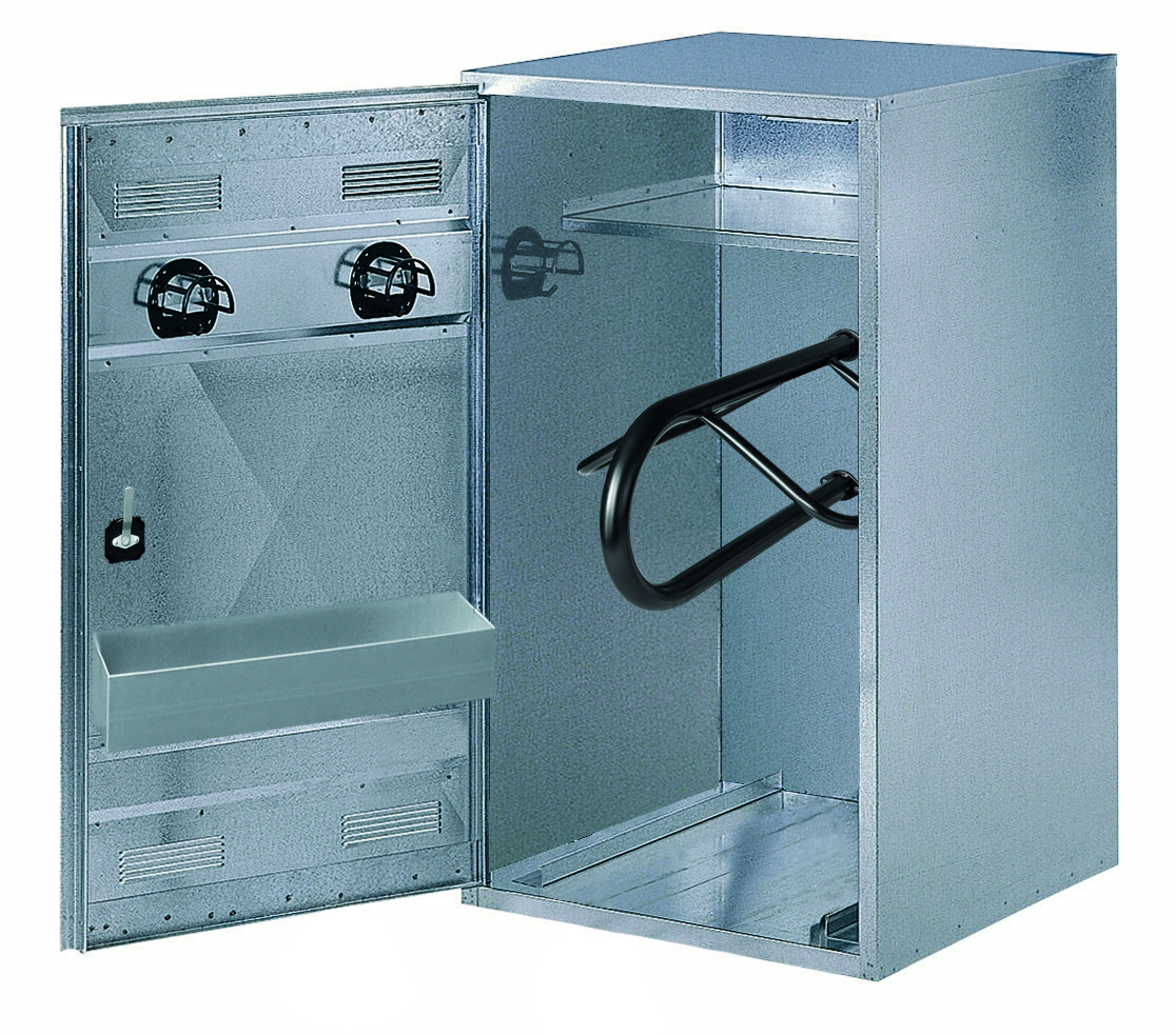 STRÖH Sattelschrank 180 x 70 x 75 cm Mit Westernsattelhalter & Trensenhaltern