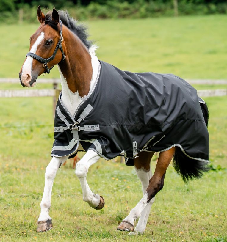 Horseware Amigo 1200D Xl Turnout 0g Black/Titanium Grey & Silver, 140 cm