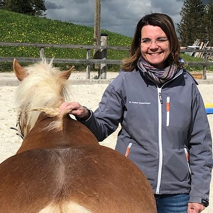 Dr. med.vet. Andrea Wüstenhagen